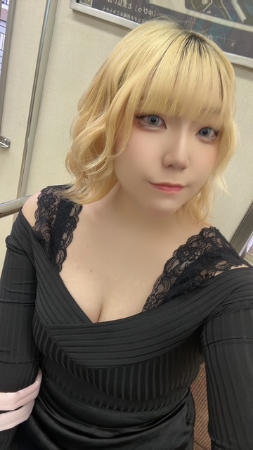 やや